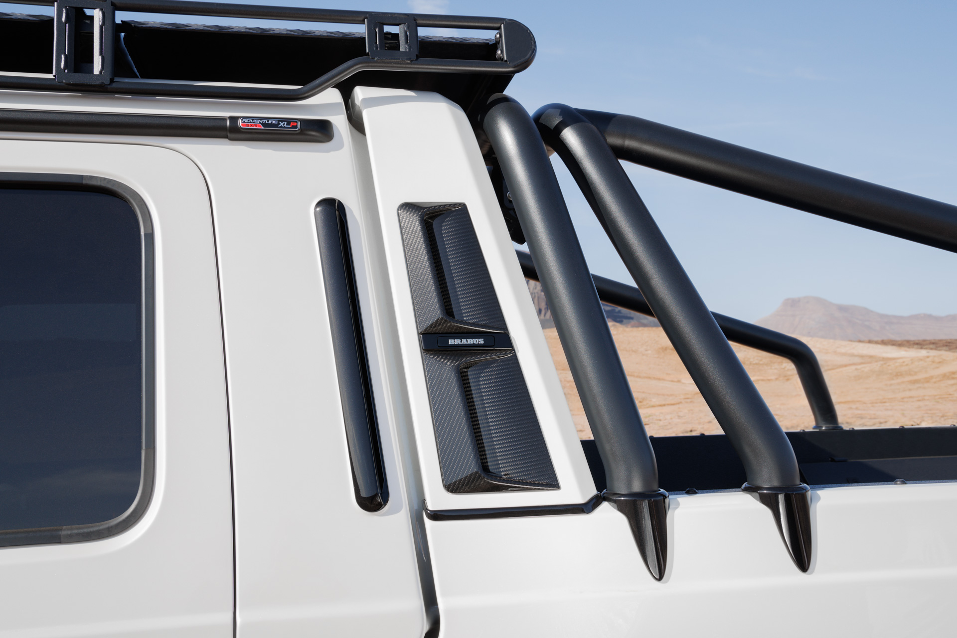 BRABUS XLP 800 6X6 ADVENTURE BRABUS XLP 800 6X6 ADVENTURE