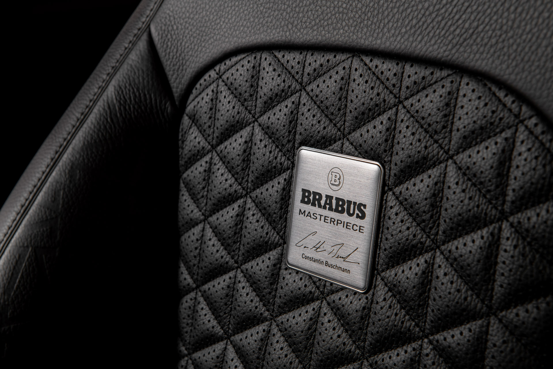 BRABUS XLP 900 6X6 SUPERBLACK BRABUS XLP 900 6X6 SUPERBLACK