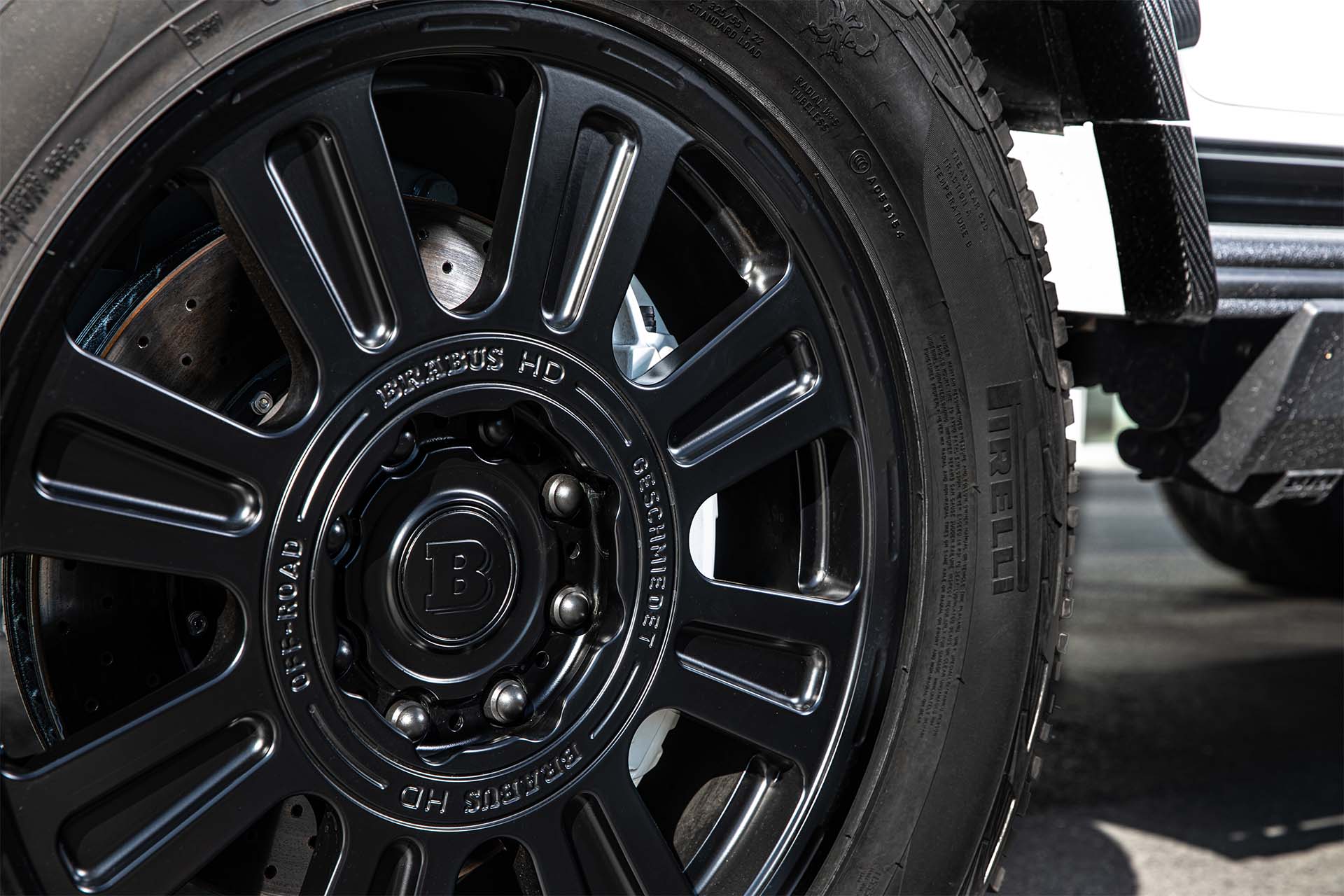 BRABUS 800 XLP SUPERWHITE BRABUS 800 XLP SUPERWHITE