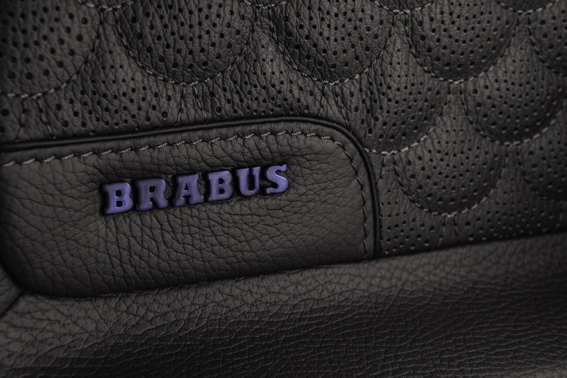 BRABUS 900 DEEP BLUE BRABUS 900 DEEP BLUE