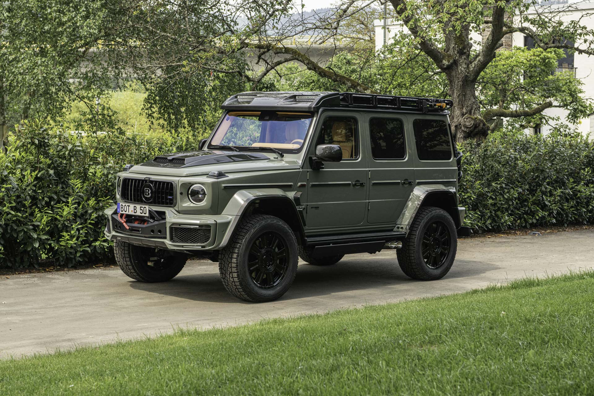 BRABUS 800 4X4² STEALTH GREEN BRABUS 800 4X4² STEALTH GREEN