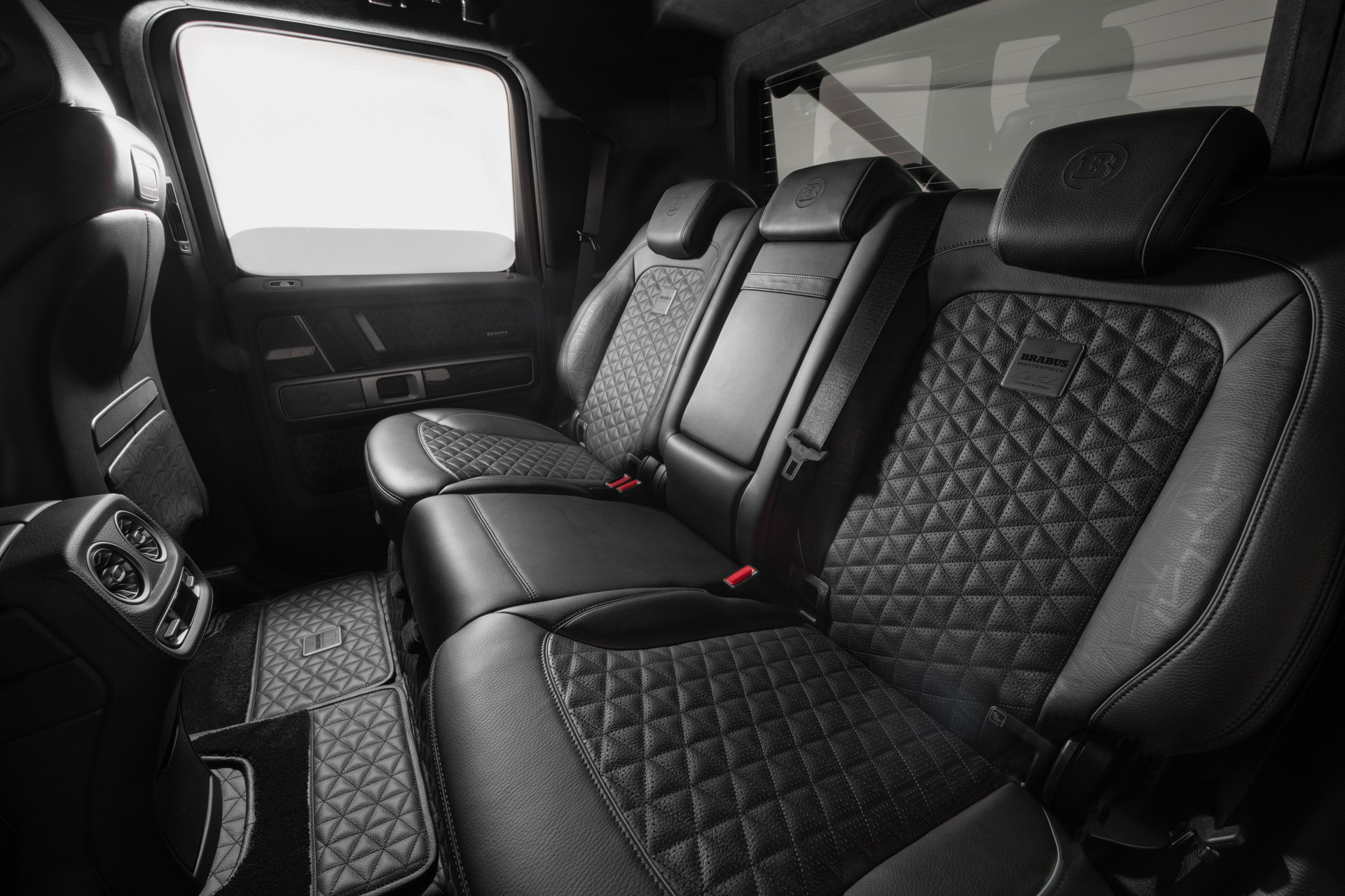 BRABUS XLP 900 6X6 SUPERBLACK BRABUS XLP 900 6X6 SUPERBLACK