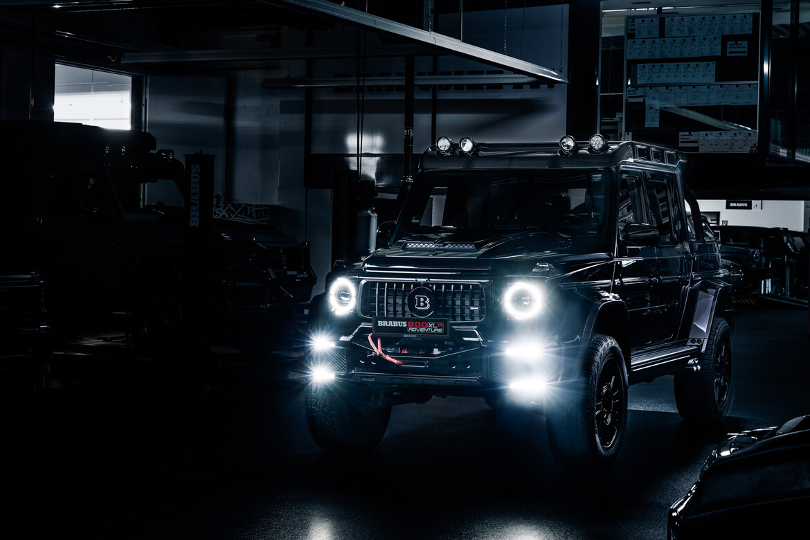 BRABUS 800 XLP SUPERBLACK BRABUS 800 XLP SUPERBLACK