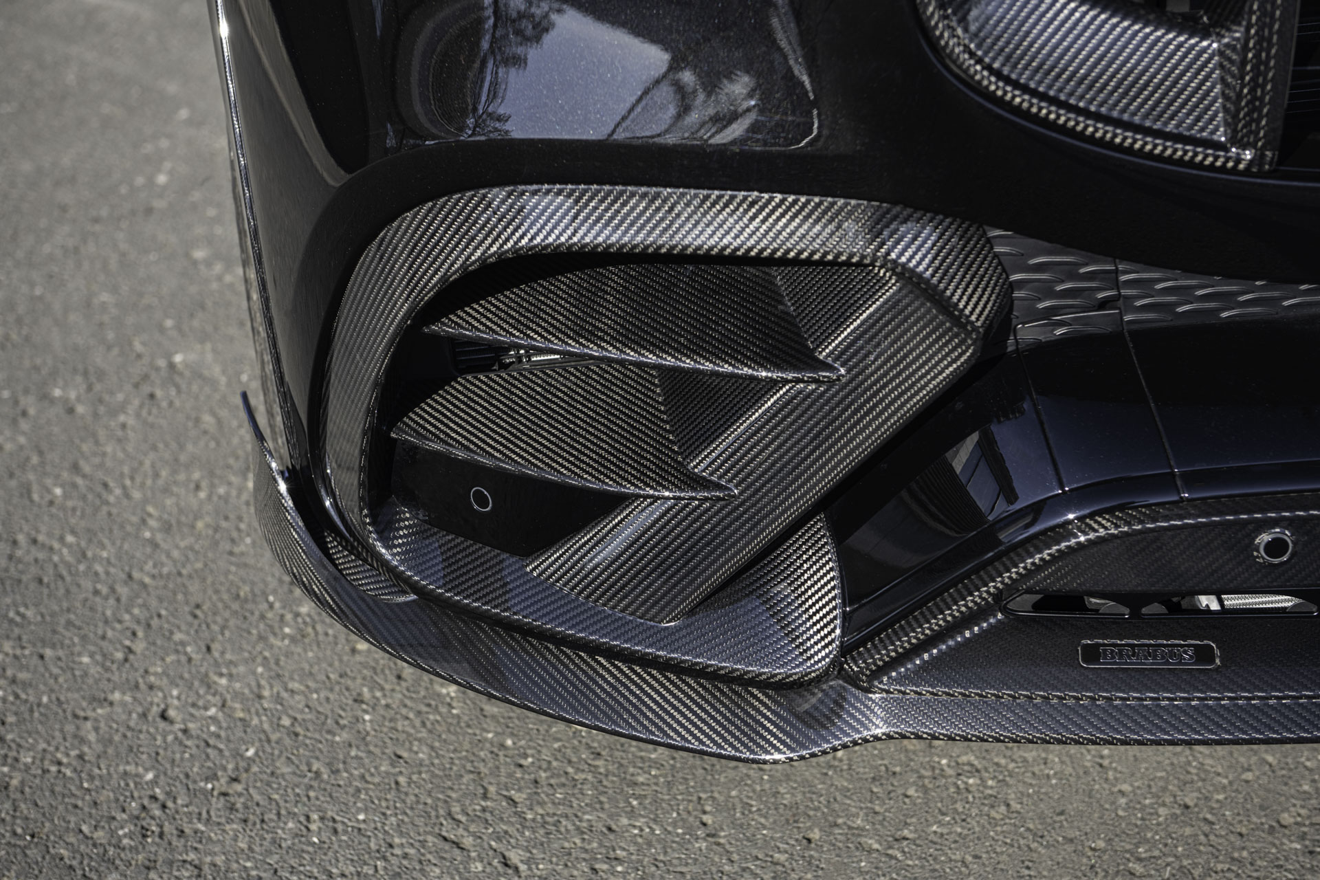 BRABUS 900 SUPERBLACK BRABUS 900 SUPERBLACK