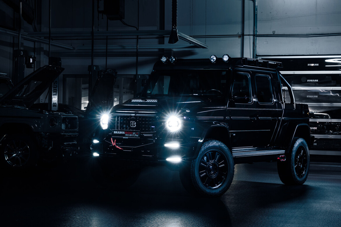 BRABUS 800 XLP SUPERBLACK BRABUS 800 XLP SUPERBLACK