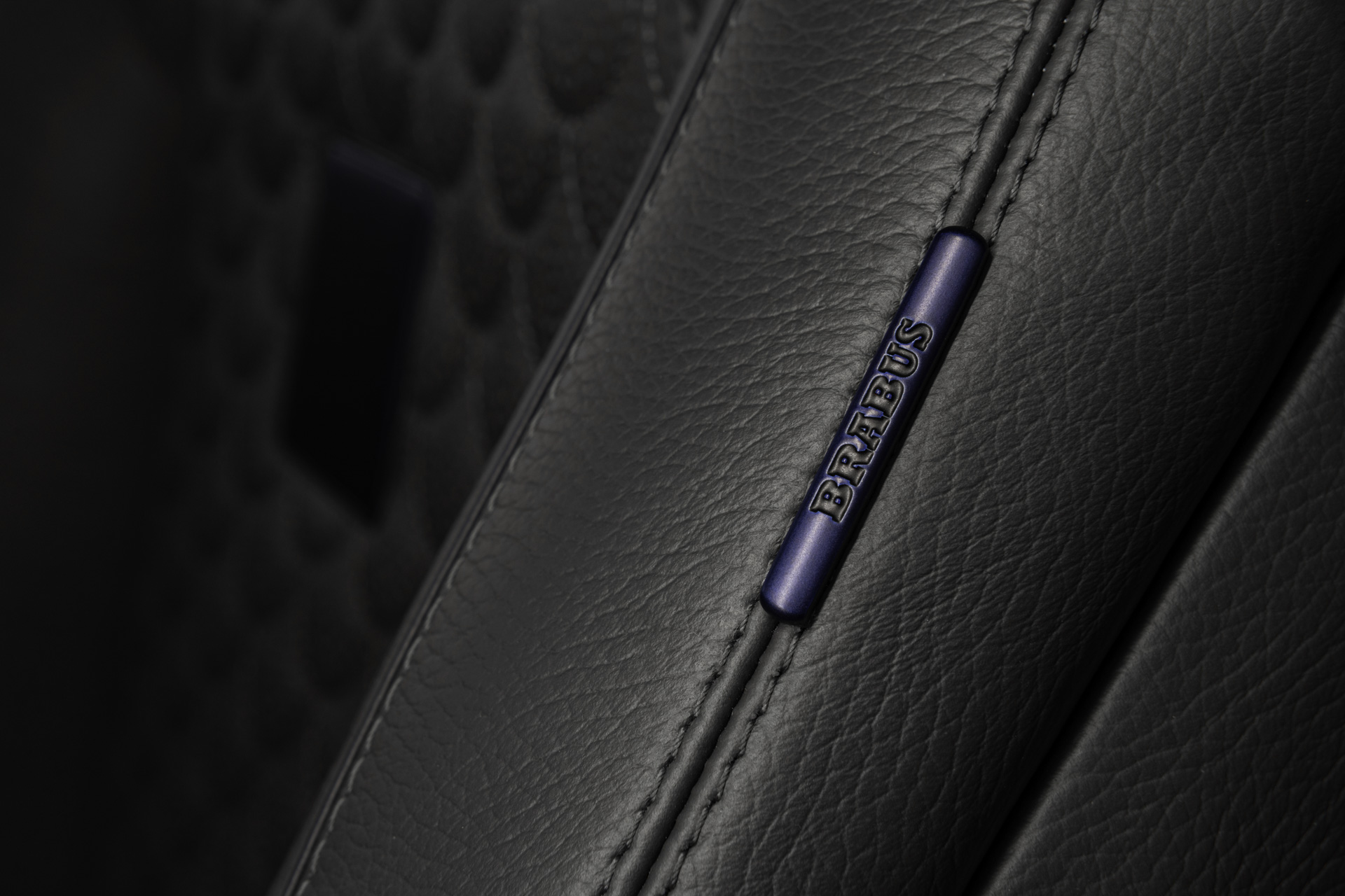 BRABUS 900 DEEP BLUE BRABUS 900 DEEP BLUE