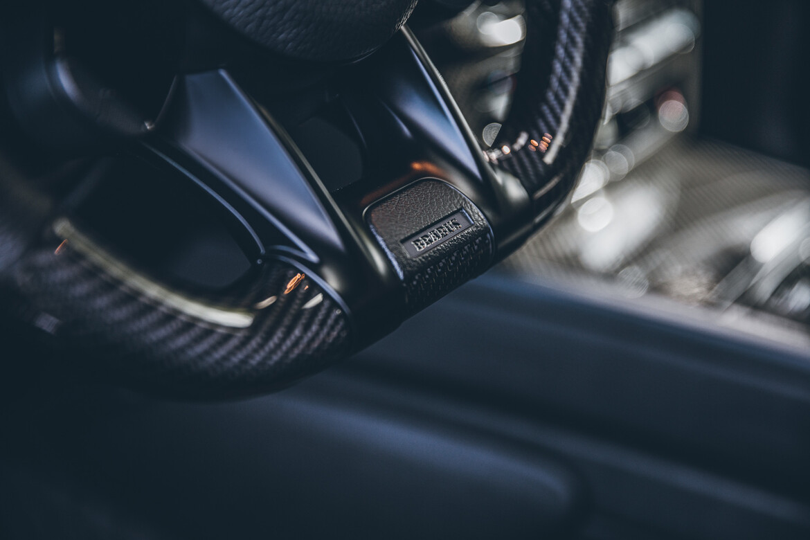 BRABUS 800 XLP SUPERBLACK BRABUS 800 XLP SUPERBLACK