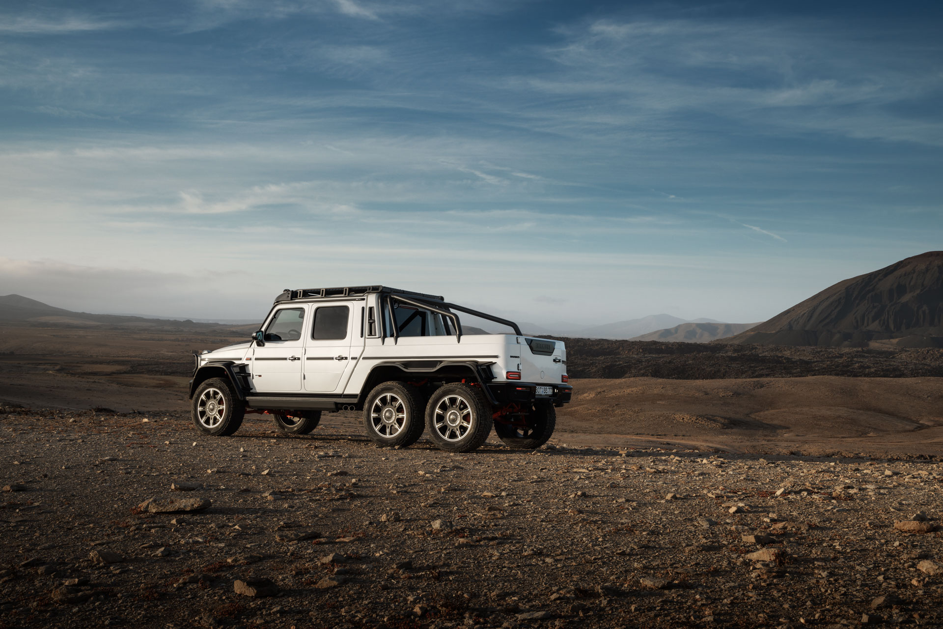 BRABUS XLP 800 6X6 ADVENTURE BRABUS XLP 800 6X6 ADVENTURE