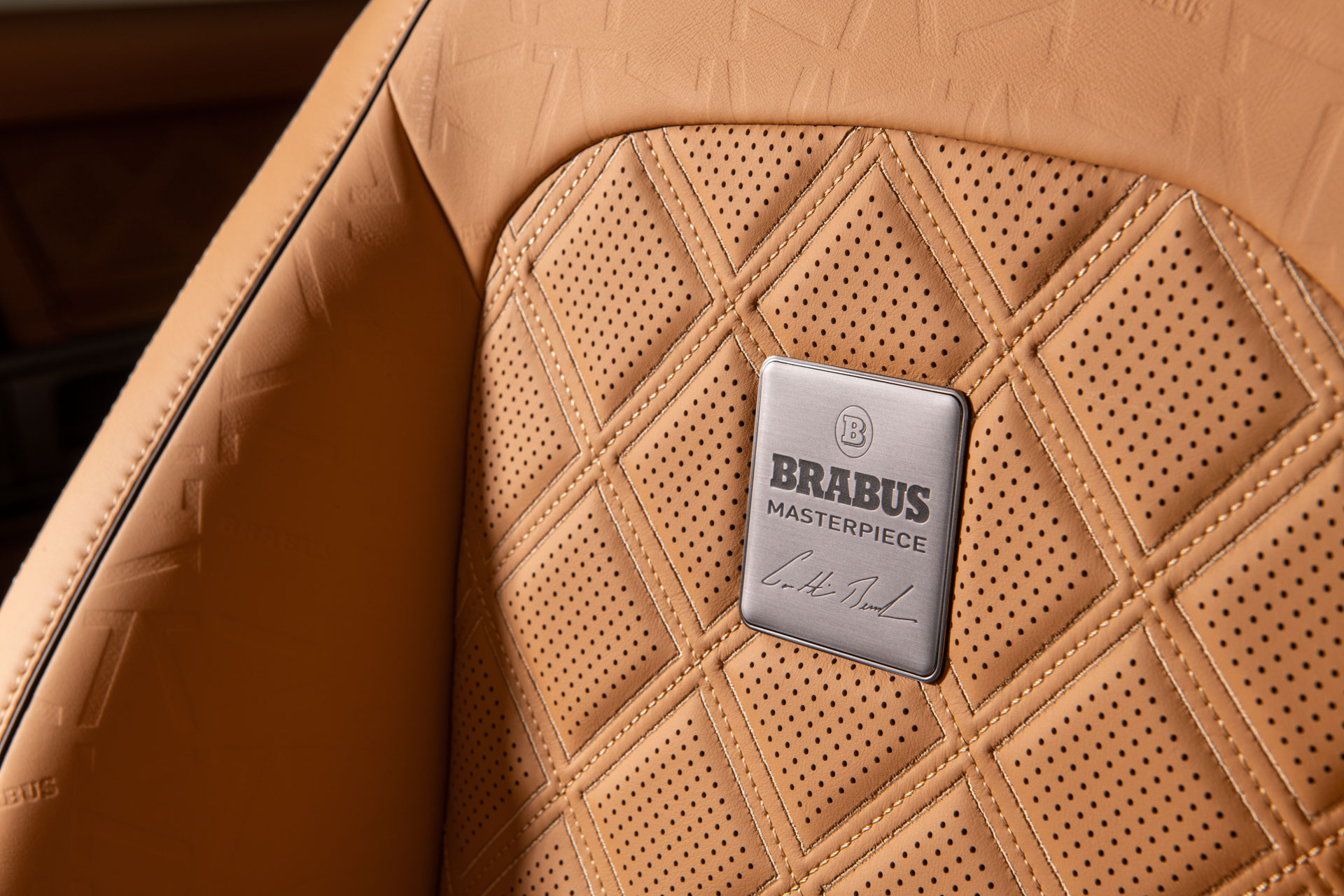 BRABUS 800 4X4² STEALTH GREEN BRABUS 800 4X4² STEALTH GREEN