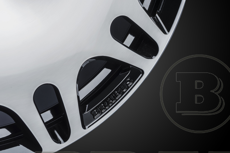 Monoblock M "Platinum Edition" 22''