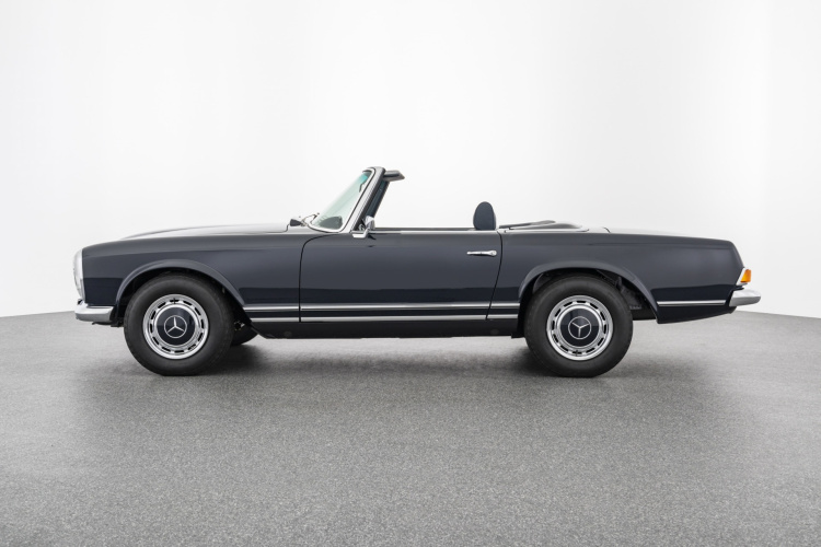 MERCEDES-BENZ 280 SL PAGODA