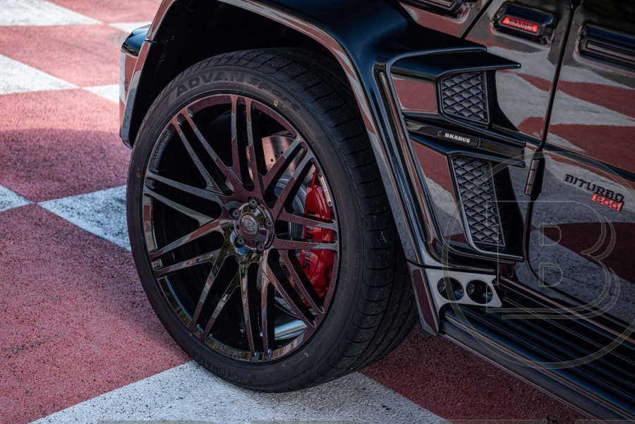 Monoblock F "Black Platinum" 23''